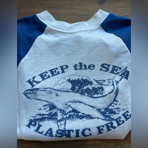 UO Graphic Long sleeve